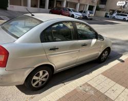 יונדאי אקסנט (עד 2012) GL אוט' 1.4 (97 כ''ס) בנזין 2011 למכירה בעפו