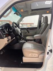 מיצובישי פג'רו ארוך 4X4 Dakar אוט' דיזל 7 מק' 3.2 (200 כ''ס) דיזל 201