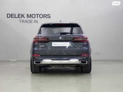 ב.מ.וו X5 45E XDRIVE Superior הייב' אוט' 3.0 (286 כ''ס) ק'-4 היברידי חשמל /
