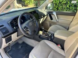 טויוטה לנד קרוזר קצר 4X4 Luxury SWB אוט' 3 דלתות דיזל 2.8 (204 כ''ס) 