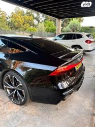 אאודי RS7 4X4 Sportback Standard אוט' 4.0 (600 כ''ס) בנזין 2021 למכירה בינו
