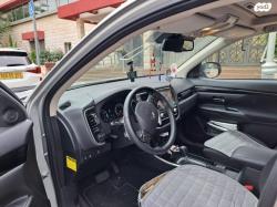 מיצובישי אאוטלנדר Instyle אוט' 7 מק' 2.0 (150 כ"ס) בנזין 2020 למכיר