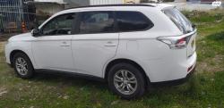 מיצובישי אאוטלנדר Instyle אוט' 7 מק' 2.0 (150 כ"ס) בנזין 2013 למכיר