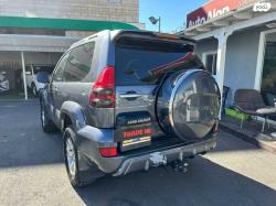 טויוטה לנד קרוזר קצר 4X4 STD אוט' דיזל 3.0 (173 כ''ס) דיזל 2004 למכ