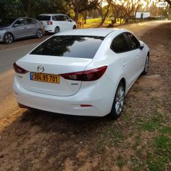 מאזדה j Premium סדאן אוט' 2.0 (165 כ"ס) בנזין 2018 למכירה בהוד השרו