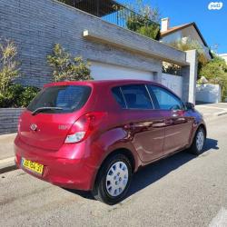 יונדאי i20 Insight אוט' 1.4 (100 כ"ס) בנזין 2014 למכירה בחיפה