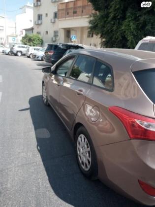 יונדאי i30 Inspire סטיישן אוט' 1.6 (135 כ"ס) בנזין 2013 למכירה בבית שמש