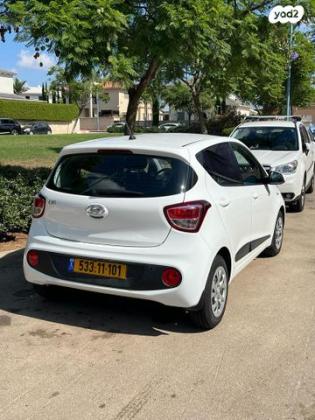 יונדאי i10 Inspire אוט' 1.2 (87 כ"ס) בנזין 2018 למכירה בגבעת כ"ח