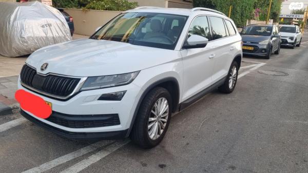 סקודה קודיאק Style אוט' 7 מק' 1.4 (150 כ"ס) בנזין 2018 למכירה בחולון