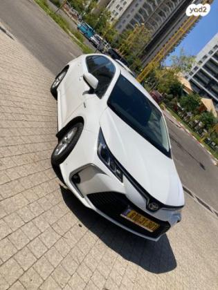 טויוטה קורולה הייבריד Sense סדאן אוט' 1.8 (98 כ''ס) בנזין 2019 למכירה בגני תקווה