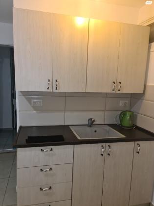 רמב"ם 10 (גבעת כצנלסון, גבעת שרת וקרית עשור)