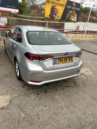 טויוטה קורולה Comfort סדאן אוט' 1.8 (98 כ''ס) בנזין 2019 למכירה באירוס