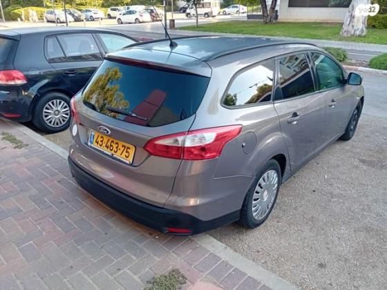 פורד פוקוס Trend סטיישן אוט' 1.6 (125 כ''ס) בנזין 2012 למכירה ברכסים