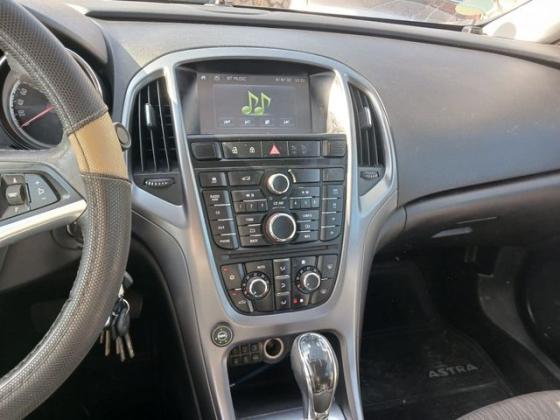 אופל אסטרה Enjoy Plus הצ'בק אוט' 1.4 (150 כ''ס) בנזין 2016 למכירה בכרמיאל