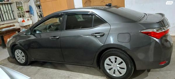 טויוטה קורולה Sun אוט' 1.6 (132 כ"ס) בנזין 2018 למכירה באום אל פחם