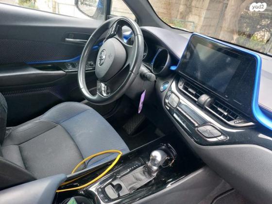 טויוטה C-HR Chic הייבריד אוט' 1.8 (98 כ"ס) בנזין 2017 למכירה בירושלים