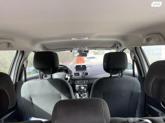 רנו מגאן אסטייט/ גראנד טור Expression אוט' 1.2 (132 כ''ס) בנזין 2016 למכירה בקרית שמונה