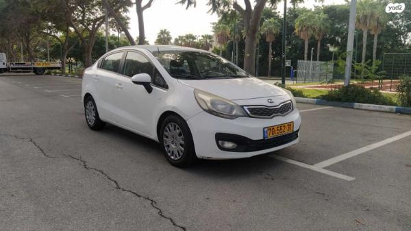 קיה ריו LX סדאן אוט' 1.4 (109 כ''ס) בנזין 2014 למכירה בנתניה