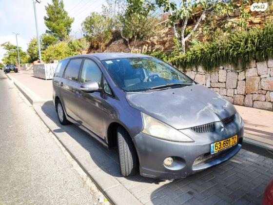 מיצובישי גרנדיס Executive אוט' 2.4 (165 כ"ס) בנזין 2010 למכירה באלעזר