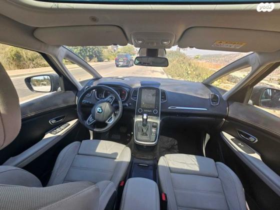 רנו גרנד סניק Executive אוט' 1.3 (159 כ''ס) בנזין 2021 למכירה בברקן