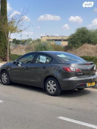 מאזדה i Active סדאן אוט' 1.6 (105 כ''ס) בנזין 2011 למכירה ביבנה