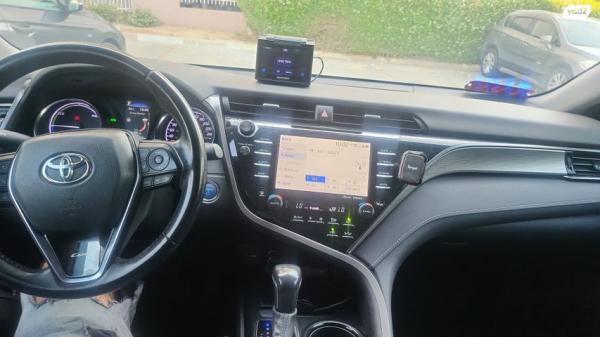 טויוטה קאמרי SE הייבריד אוט' 5 דל' 2.5 (208 כ''ס) ק2 בנזין 2021 למכירה בנתניה