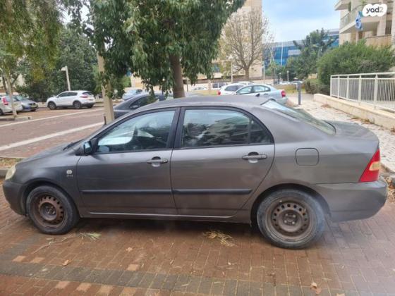 טויוטה קורולה Sun אוט' 1.6 (110 כ''ס) בנזין 2003 למכירה בנתניה