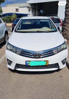 טויוטה קורולה GLI-FL אוט' 1.6 (132 כ''ס) [2013-2016] בנזין 2014 למכירה בנהריה
