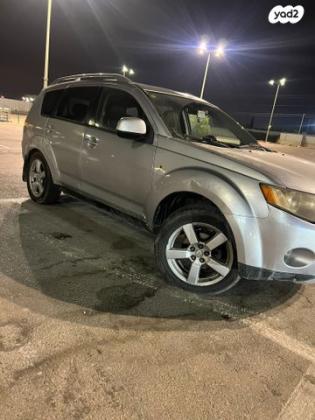 מיצובישי אאוטלנדר 4X4 Sport אוט' 7 מק' 2.4 (170 כ''ס) בנזין 2008 למכירה בבאר שבע