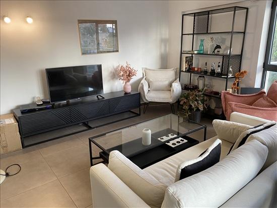 דירה 2 חדרים למכירה ברמת גן | המבדיל | לא ידוע