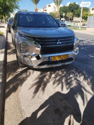 מיצובישי אאוטלנדר Premium אוט' 7 מק' 2.5 (181 כ"ס) בנזין 2022 למכירה במעלה אדומים