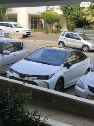 טויוטה קורולה הייבריד Limited סדאן אוט' 1.8 (98 כ''ס) בנזין 2022 למכירה בחיפה