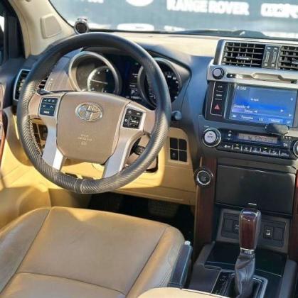 טויוטה לנד קרוזר ארוך 4X4 VX אוט' דיזל 7 מק' 2.8 (177 כ"ס) דיזל 2017 למכירה ברחובות