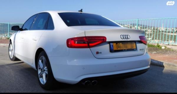 אאודי A4 Executive אוט' 1.8 (120 כ''ס) בנזין 2013 למכירה בכפר כנא