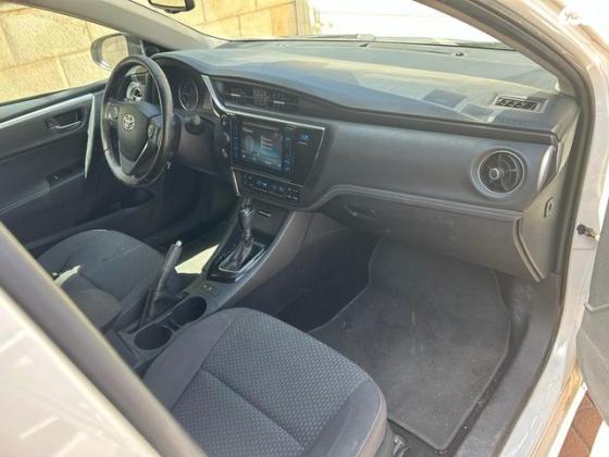 טויוטה קורולה GLI אוט' 1.6 (132 כ''ס) [2016 ואילך] בנזין 2017 למכירה בעפולה