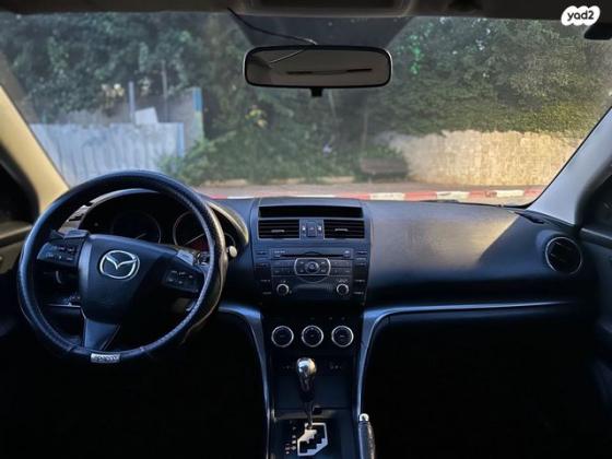 מאזדה g Luxury הצ'בק אוט' 2.0 (147 כ''ס) בנזין 2011 למכירה בנתניה