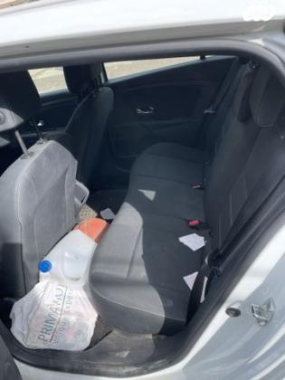 רנו מגאן אסטייט/ גראנד טור Expression אוט' 1.2 (132 כ''ס) בנזין 2016 למכירה בקרית שמונה