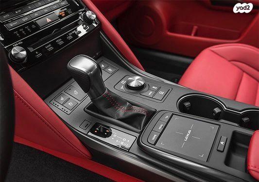 לקסוס IS300 F-Sport אוט' 2.5 (245 כ"ס) בנזין 2022 למכירה בחיפה