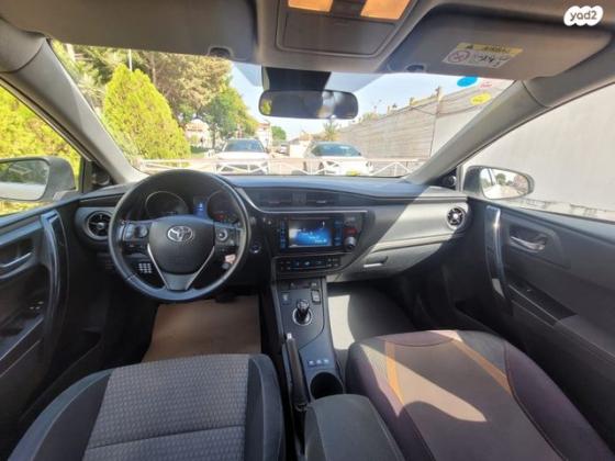 טויוטה אוריס הייבריד TS סטיישן הייבריד אוט' 1.8 (99 כ"ס) בנזין 2017 למכירה בניצני עוז