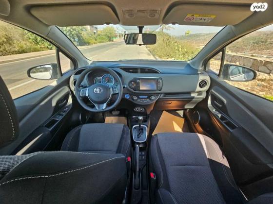 טויוטה יאריס הייבריד Hybrid אוט' 1.5 (74 כ''ס) בנזין 2016 למכירה בברקן