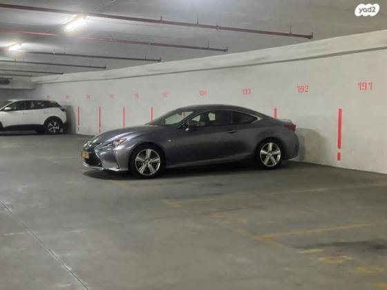 לקסוס RC RC200T F-Sport קופה אוט' 2.0 (245 כ"ס) בנזין 2017 למכירה בפתח תקווה