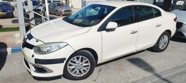 רנו פלואנס Privilege אוט' 2.0 (140 כ''ס) בנזין 2014 למכירה בהרצליה