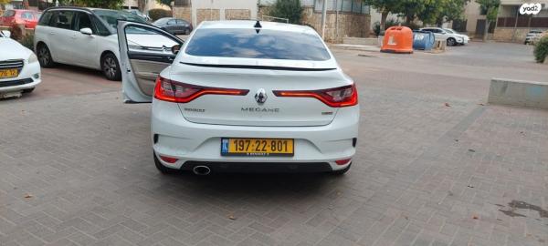 רנו מגאן גראנד קופה Intense אוט' דיזל 1.5 (110 כ"ס) דיזל 2018 למכירה בקרית גת