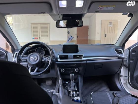 מאזדה i Sport סדאן אוט' 2.0 (165 כ"ס) בנזין 2017 למכירה בפתח תקווה