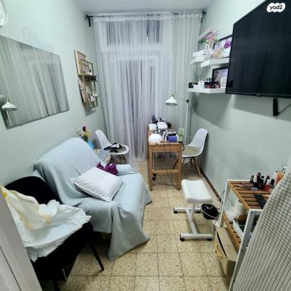 הברון הירש 15 (אברמוביץ')