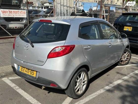 מאזדה H Dynamic אוט' 1.5 (103 כ"ס) בנזין 2009 למכירה בתל אביב יפו