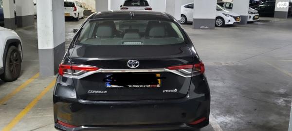 טויוטה קורולה הייבריד Sun סדאן אוט' 1.8 (98 כ''ס) בנזין 2019 למכירה בפתח תקווה