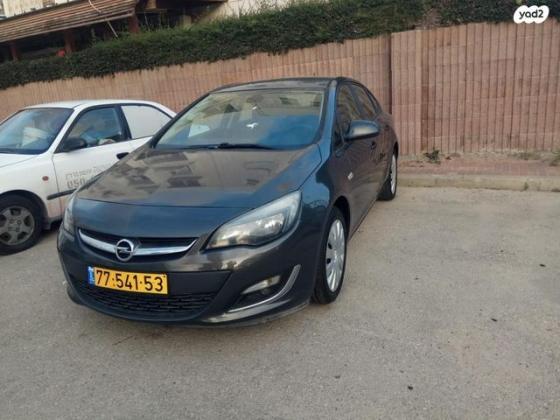 אופל אסטרה Berlina Enjoy סדאן אוט' 1.4 (140 כ"ס) בנזין 2013 למכירה בשדה צבי