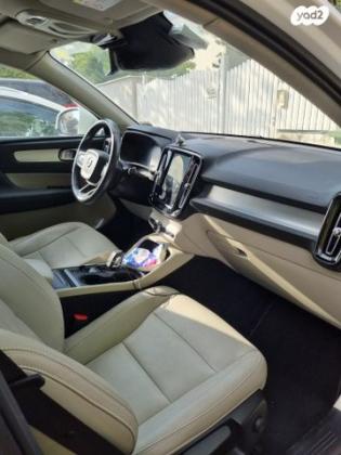 וולוו XC40 T4 Momentum with Leather אוט' 2.0 (190 כ''ס) בנזין 2020 למכירה בכוכב יאיר u002F צור יגאל