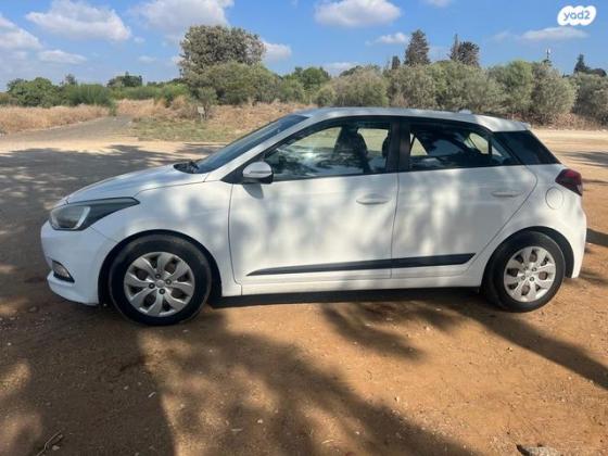 יונדאי i20 Inspire אוט' 1.4 (100 כ''ס) [2015 ואילך] בנזין 2016 למכירה בקרית אתא